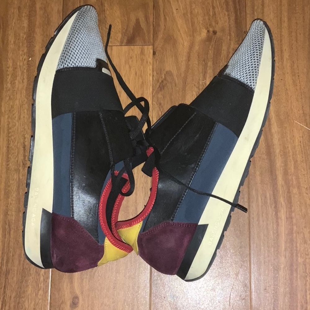 Balenciaga Race Runners fashion sneakers with cosmetic issues pictured. Sz. 10. - Picture 5 of 8